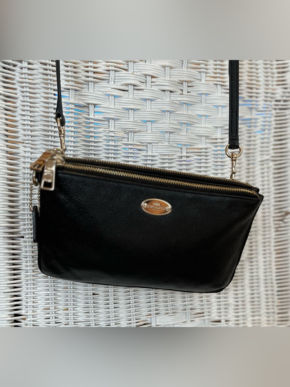 Coach Black Pebble Leather Double Zip Crossbody Bag Gold Hardwa